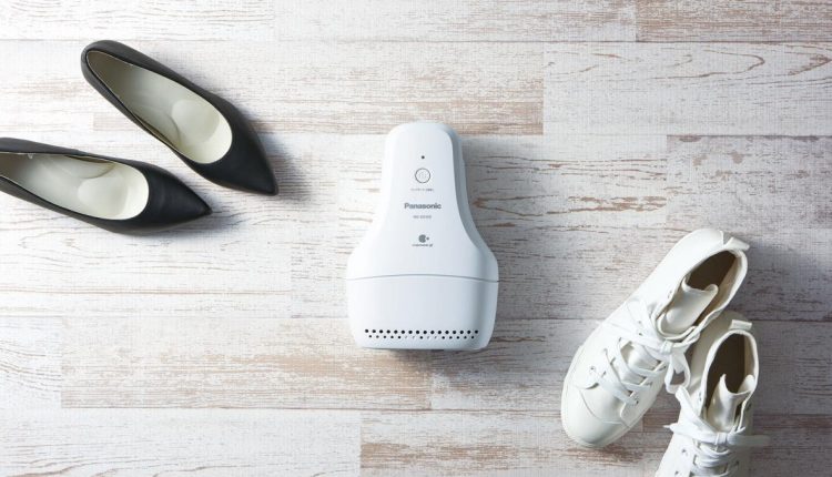 Panasonic Shoe Deodorizer راهکار پاناسونیک برای بوی ناخوشایند کفش
