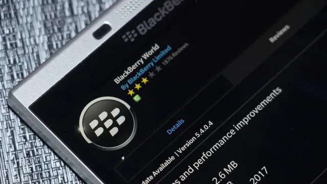چگونه از بلک بری ورلد استفاده کنیم؟