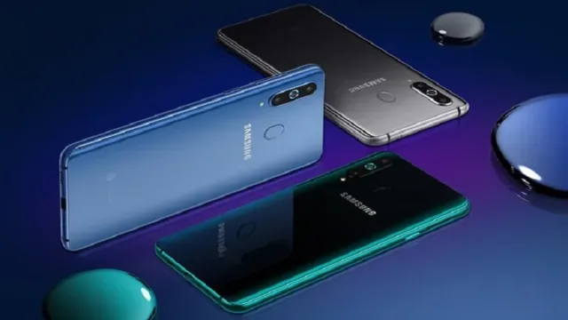 Galaxy A8s