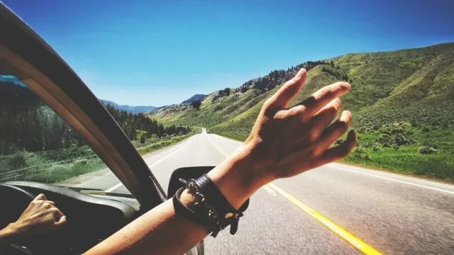 5 اپلیکشن داخلی و خارجی کاربردی برای سفر