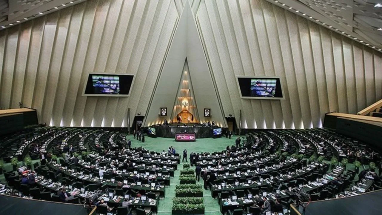 مجازات حبس برای ایجاد کانال یا گروه بدون مجوز در پیامرسانها!