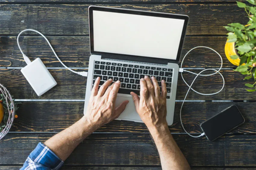 laptop-phone