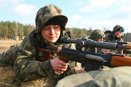 زنانی زیبای ارتش لهستان