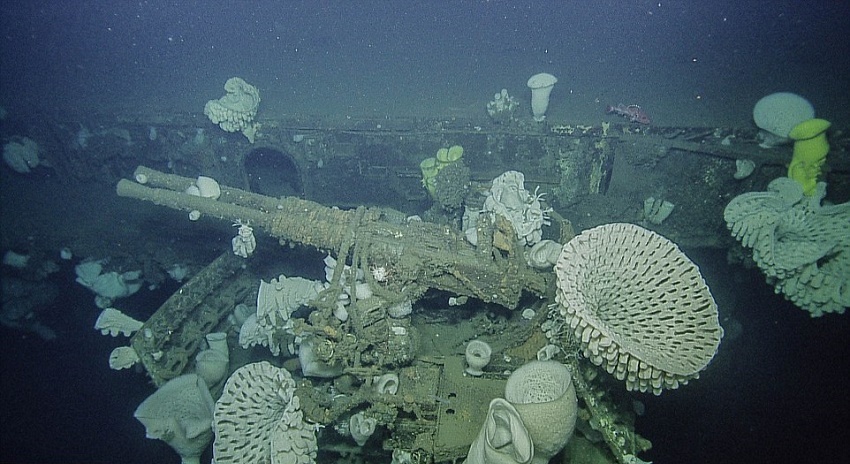 زیر دریایی اتمی غرق شده در زیر 0 اقیانوس