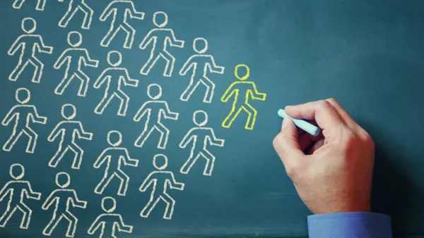 اینفلوئنسر مارکتینگ و تاثیر آن بر افزایش فالوورهای اینستاگرام