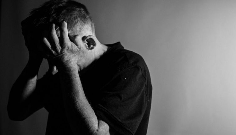 هفت راه برای روحیه دادن به افراد مبتلا به افسردگی