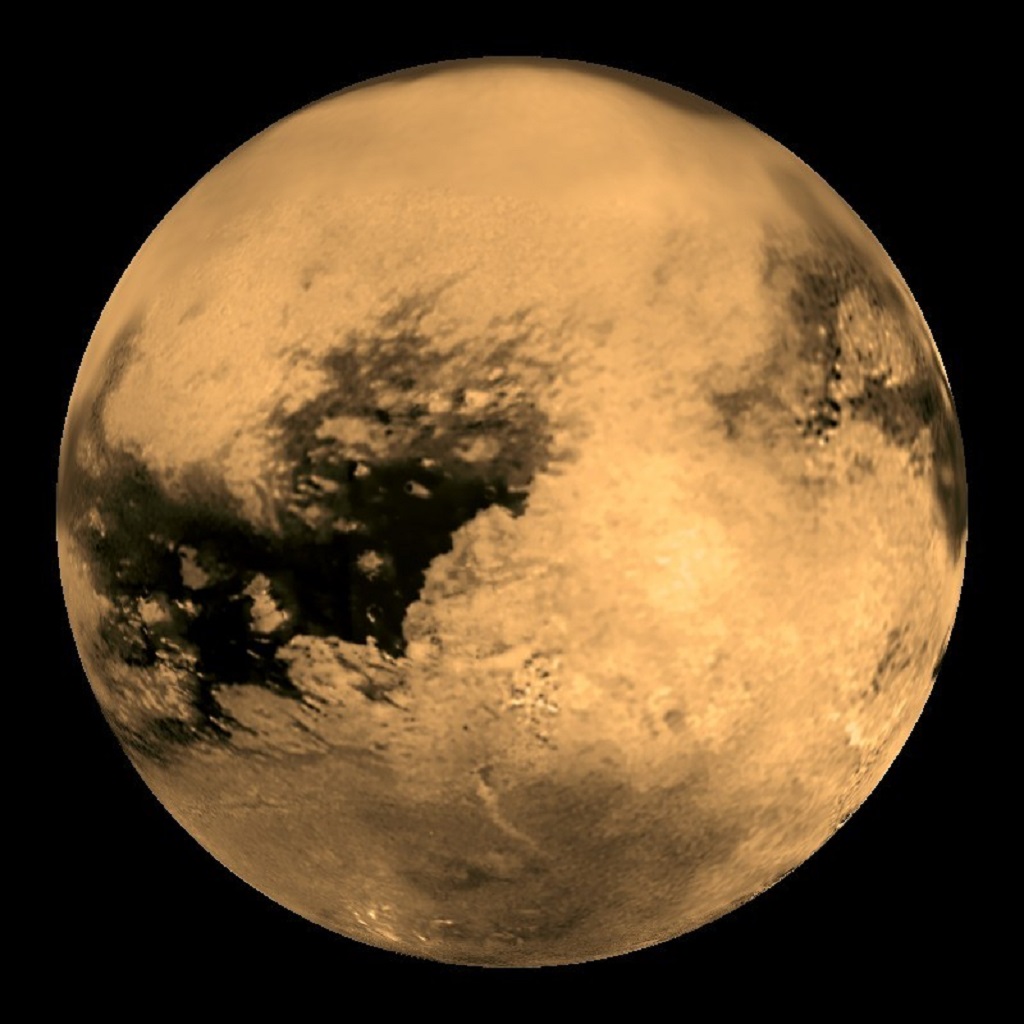Спутник плотной атмосферой. Спутник Титан Планета Сатурн. Титан Луна Сатурна. Сатурн Планета Спутник Сатурна Титан. Титан Спутник спутники Сатурна.