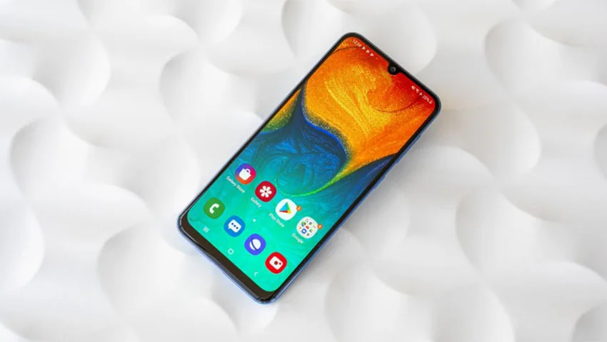 بررسی کوتاه گلکسی ای 30 (Galaxy A30)؛ یک میانرده جذاب دیگر از سامسونگ