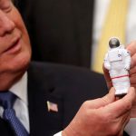 انتقاد عجیب ترامپ از ناسا: روی پروژه سفر به ماه تمرکز نکنید!
