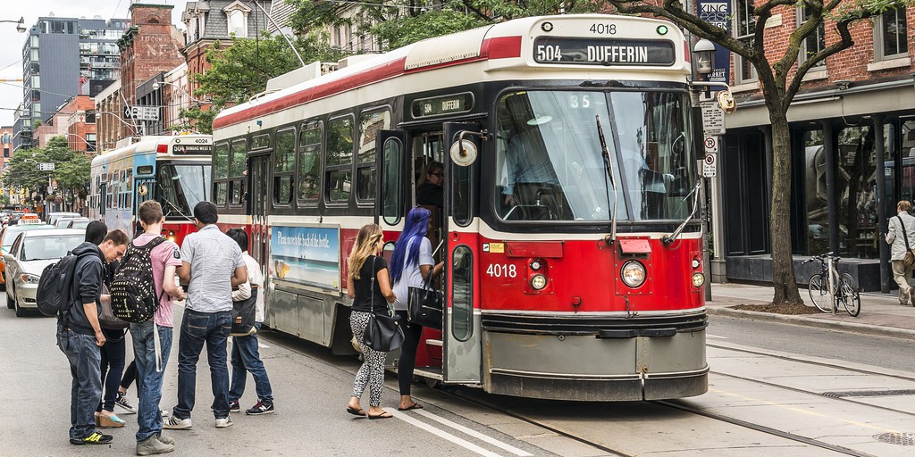 سیستم حمل و نقل عمومی شهر تورنتو چطور از تکنولوژی بهره می‌برد؟