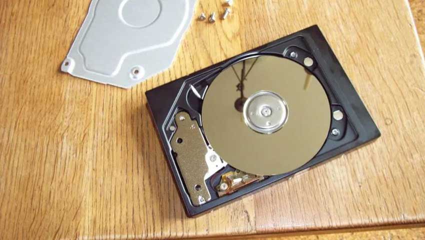 نشانه های خرابی هارد دیسک چیست