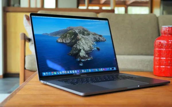 (MacBook Pro (16-inch, 2019