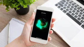 آموزش تغییر انیمیشن شارژ آیفون