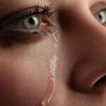 35 حقیقت جالب در مورد اشک و گریه کردن