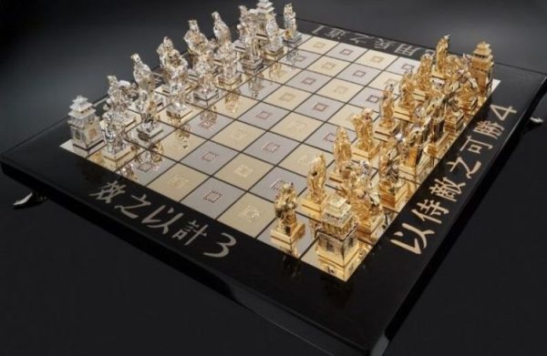 با لوکس ترین و گران ترین شطرنج های جهان آشنا شوید