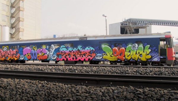 بمباران گرافیتی قطار