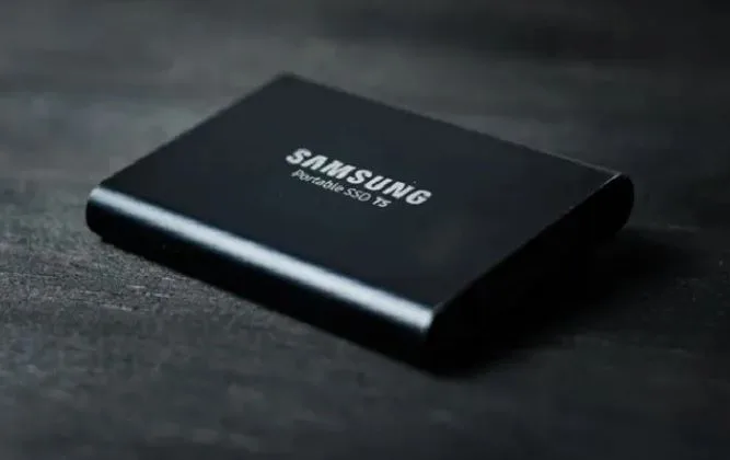 هارد دیسک، SSD یا فلش درایو؟ با انواع فضاهای ذخیره‌سازی آشنا شوید 2