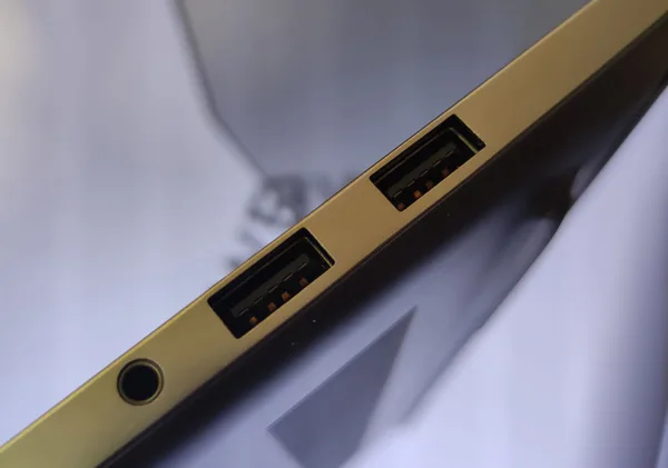 بررسی هواوی MateBook D 15