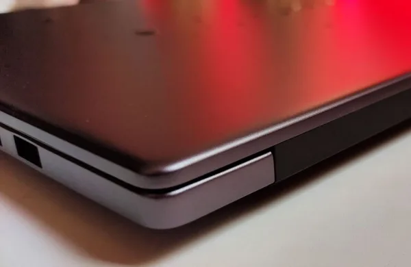 بررسی هواوی MateBook D 15