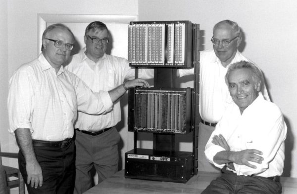 ریچارد دیک مورلی (پدر PLC) و اولین PLC تاریخ در سال 1968