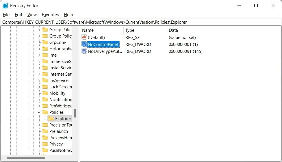 Windows Registry Editor مانع تغییر تنظیمات ویندوز 11 1