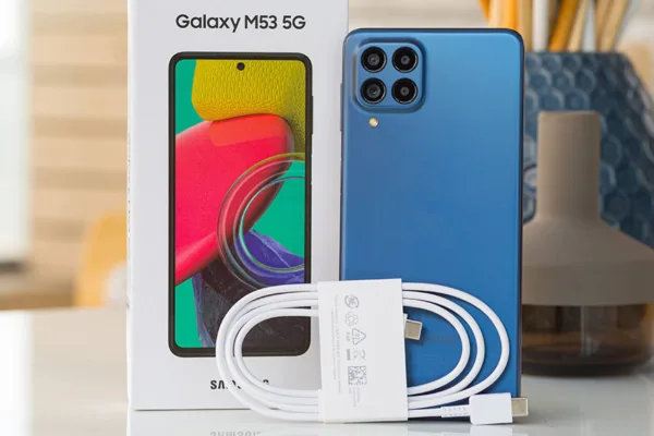 بررسی کوتاه گلکسی M53
