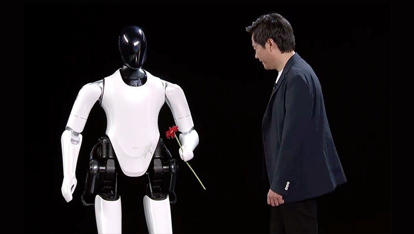 ربات انسان‌نمای سایبروان