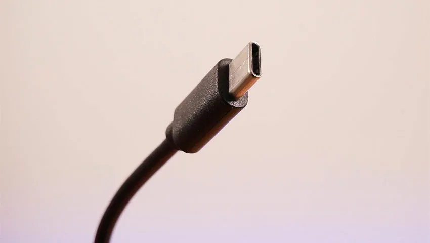استاندارد USB4 نسخه 2.0