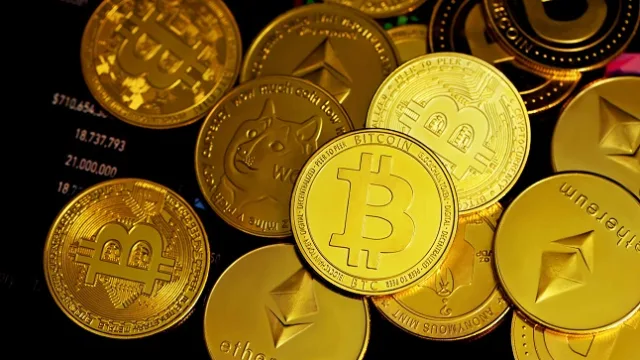 ارز دیجیتال (رمزارز یا Cryptocurrency) چیست؟ بررسی تاریخچه، معماری و نحوه معامله