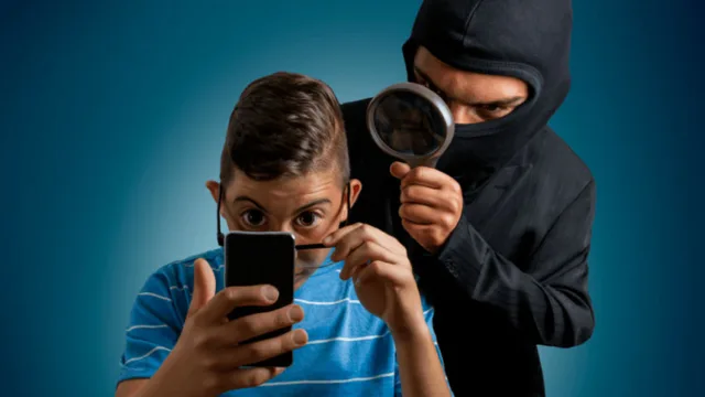 جاسوسی گوشی هوشمند