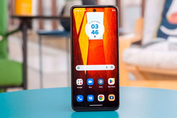 بررسی کوتاه موتورولا موتو G53