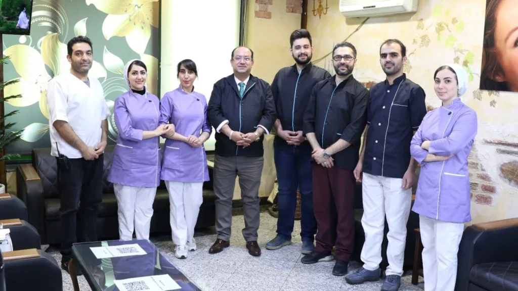 نحوه انجام ایمپلنت دندان در کلینیک دندانپزشکی شبانه روزی