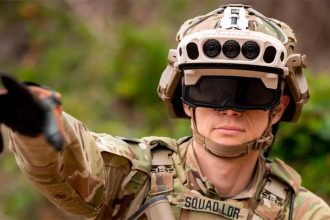 عینک واقعیت ترکیبی ارتش آمریکا