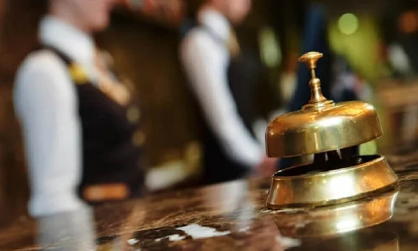 چه مدت قبل از سفر باید نسبت به رزرو هتل اقدام کنیم؟