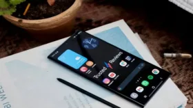 درباره فناوری صفحه نمایش AMOLED و مزایای آن