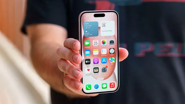 مشخصات نمایشگر آیفون 16