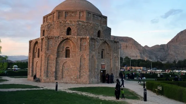 خرید ارزان بلیط قطار مشهد کرمان در فلای تودی