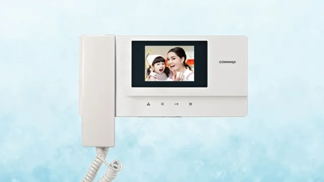 آیفون تصویری کوماکس