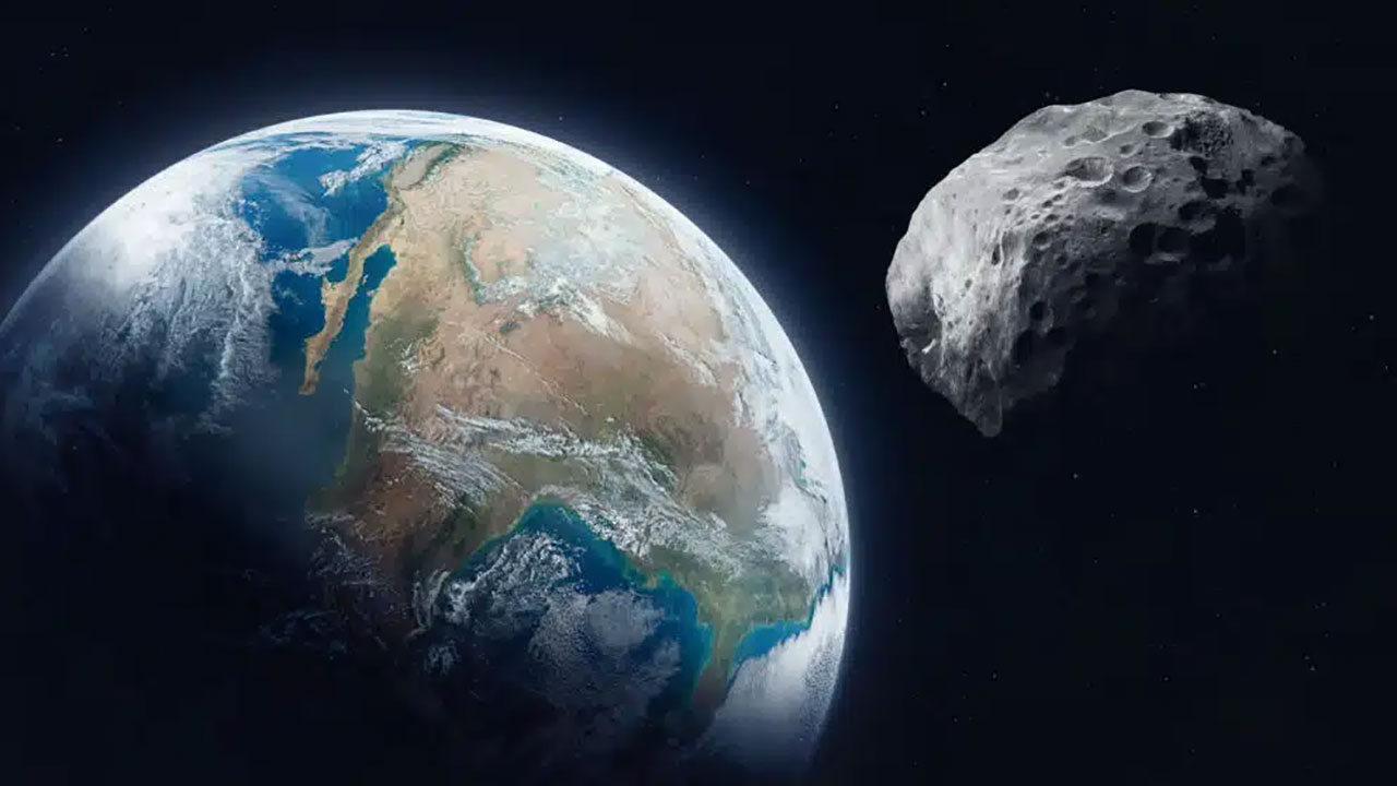 کشف شگفت‌انگیز: سیارک «کامو اولوا» تکه‌ای از ماه است!