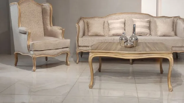مبل فرانسوی