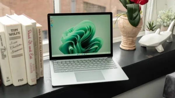 Microsoft Surface Laptop Studio 2