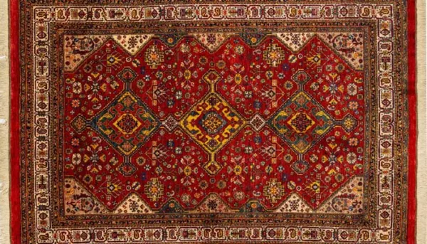 تجربه‌ای متفاوت از خرید فرش قشقایی با آریاس و مشاوره آقای دلجوان