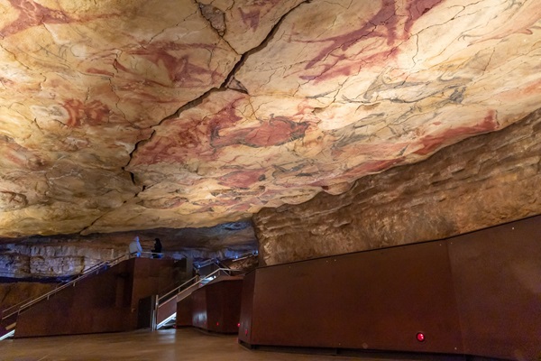 غار آلتامایرا (Altamira Cave)، اسپانیا