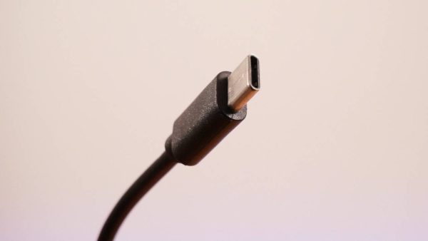 پایان آشفتگی کابل‌ها؛ استفاده از درگاه شارژ USB-C در اروپا اجباری شد!