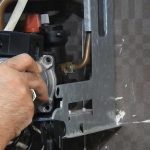دلایل روشن نشدن پکیج