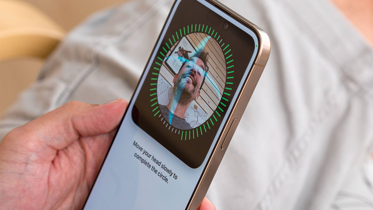 آیفون 18 پرو با Face ID زیر نمایشگر میآید؛ گامی به سوی صفحه نمایش کامل