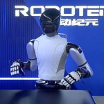 ربات انسان نمای ROBOTERA L7