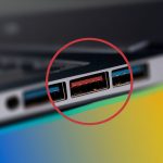 پورت USB قرمز