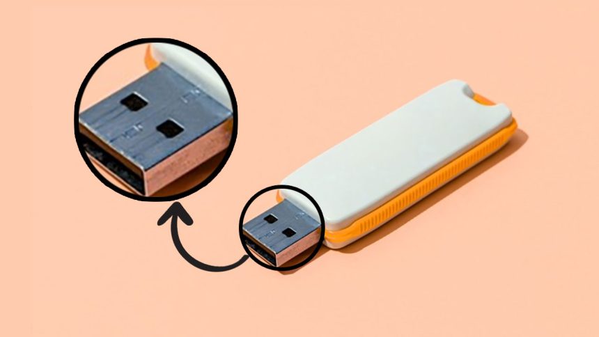 حفره های مربعی سوکت USB