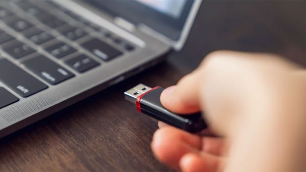 جدا کردن امن USB